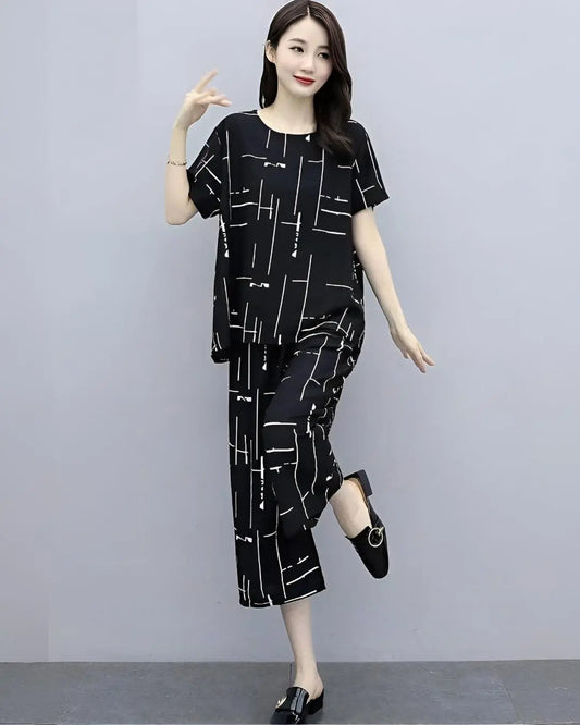 Black Capri Design Night Suit